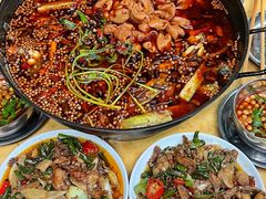-鸿顺老铁锅美蛙鱼府(解放碑店)