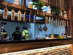 -弄堂咪道-饭香·面香·馄饨香(钦州北路田尚坊店)