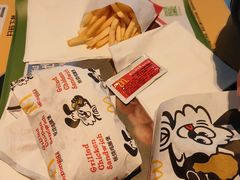 -麦当劳(银泰城店)