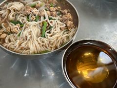 -正宗杨记普洱酸醋米线(总店)