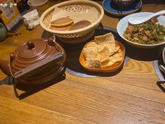 -吃饭皇帝大土家民族菜(正大广场店)