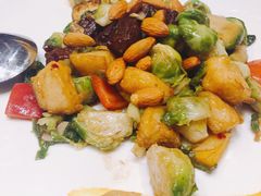 杏香鳕鱼牛肋粒-天瑞轩·粤菜餐厅