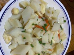 荷塘三宝-黄泥岗·地道湖北菜(奥特莱斯店)