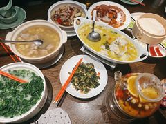 酥不腻烤鸭-粗茶淡饭·隐庐私厨(东亭店)