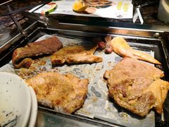 -阪尚皇·原切牛排·烤肉火锅自助(北京路店)