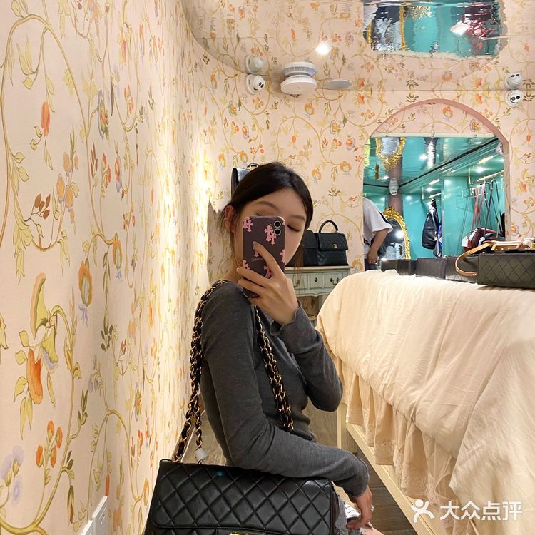 成都探店 最美小花中古店入驻西南啦👛