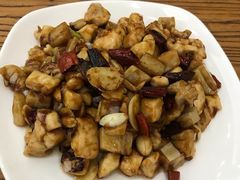 宫保鸡丁-南磨房食府(燕莎奥特莱斯购物中心店)