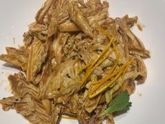 -皇城根·鲁菜济南菜·吊炉烤鸭·炒鸡鱼头(济南旗舰店)