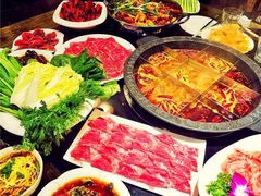 -百年川椒重庆老火锅(光谷店)