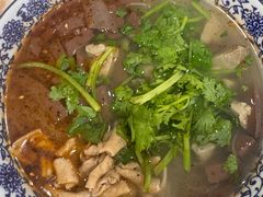 -叶新小吃店(来凤小区总店)