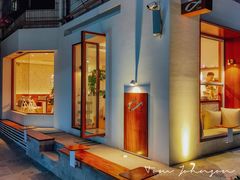 -Line 咖啡(石厦花园店)