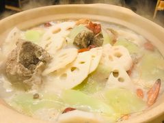 火盆虾火锅-聚汇三少·龙虾·中餐厅(莫邪路新天地店)