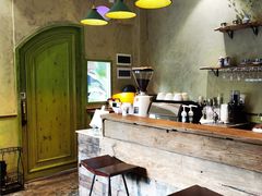 -六区宿舍咖啡店