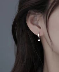 -Wisezone唯点穿耳打耳洞专业国际连锁品牌