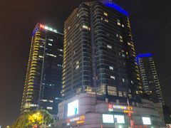 -圆融星座购物中心