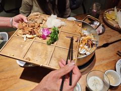 -小锅巴纳西餐厅