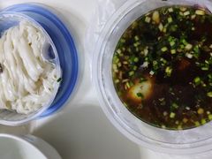 -裕新楼粉面馆·石磨手工粉(四方坪店)