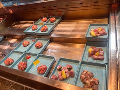 -黑金·寻焰自助百汇(中街店)