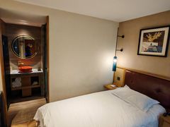 -秋果四合院酒店(北京王府井协和医院店)