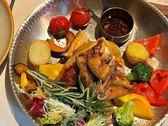 -Mogul Eatery·大亨餐酒馆