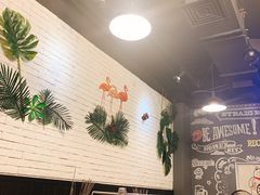 大堂-長壹旋转烤吧 农家鸡火锅