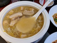 酸菜锅-红东阁东北菜烤肉酒馆(CROSS万象汇店)