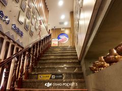 -楼外楼大刀肉传统火锅居(繁荣路店)