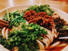 纯正云南小锅米线-遇见阿家村云南菜(魏公村店)
