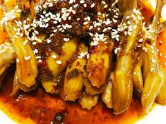 -臻鲜燕海鲜融合餐厅(金陵style店)