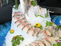 -鲜入唯煮·港式海鲜牛肉火锅(金宝街店)