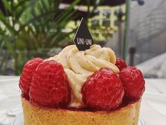 覆盆子蛋糕-UNI UNI(环亚凯瑟琳店)