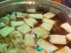 -禄婶鸡煲·打边炉