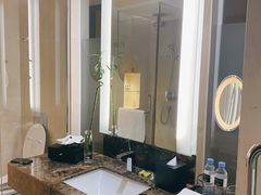 -青岛海尔洲际酒店