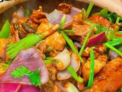 -胡须佬鸡煲四季火锅(海雅缤纷城店)
