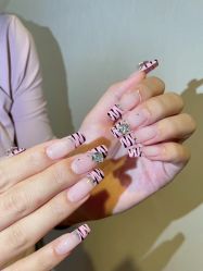 -HUII NAIL绘京美甲美睫会馆