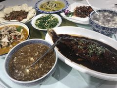 -翠山·映月湖景餐厅(映月湖公园店)