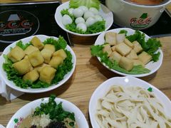 -珍巴奴毛肚牛肉小火锅(四惠店)