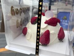 -蜜蜂小象·榴莲千层蛋糕(时代汇11栋店)