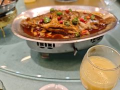 -红泥美食坊(良安路店)