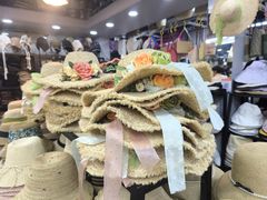 -钱万里桥小商品市场
