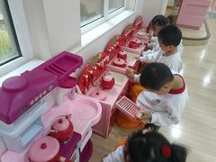 -吉的堡幼儿园(西安雅居乐铂琅峯园)