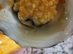 -蚝哥花姐湛江烤生蚝(美丽湾市场店)