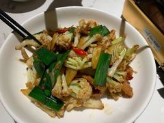 -关东小磨东北菜(漕河泾印象城店)