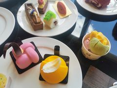 -大中华希尔顿酒店-念自助餐·嗨啤·小龙虾