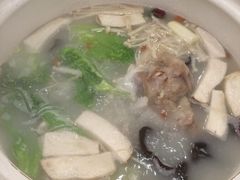 -泉福居酱骨头自助广场(南大街商业步行街店)
