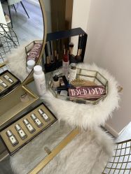 -F.N冻龄皮肤管理中心