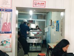 -咱家王新国把子肉(县东巷店)