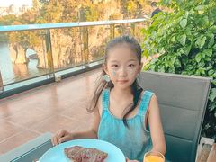 -璟象酒店-爱丽坊景观餐厅