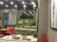 大堂-愉肴麻辣香锅(中山路店)