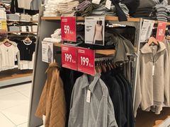 -优衣库(南京建邺万达广场店)